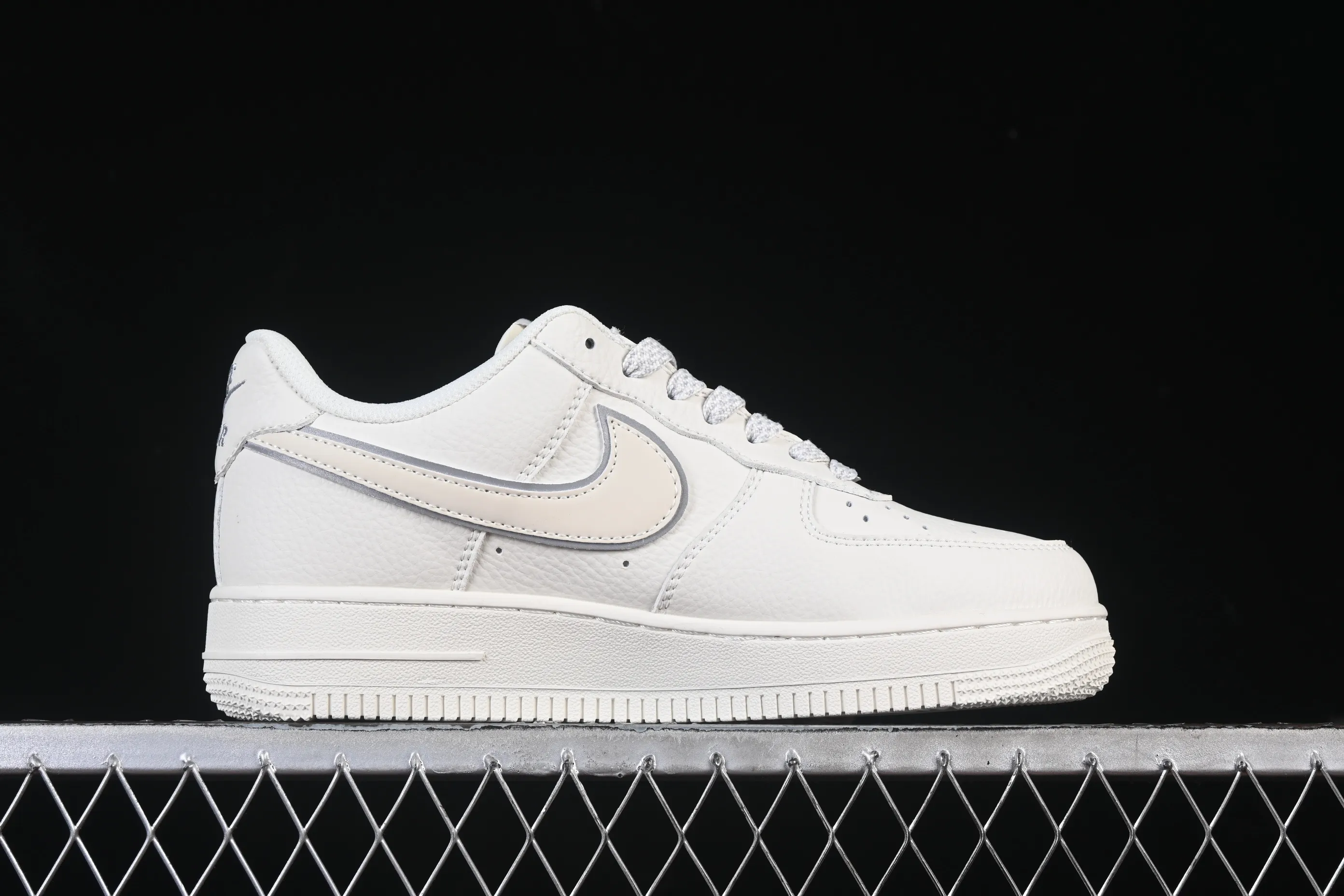 All categories Nk Air Force 1 Air Force series Nk Air Force 1 Low Air Force low-top Nike Air Force 1'07 Low Stusi co-branded versatile beige Air Force 1 low-top casual sneakers CS5288-034